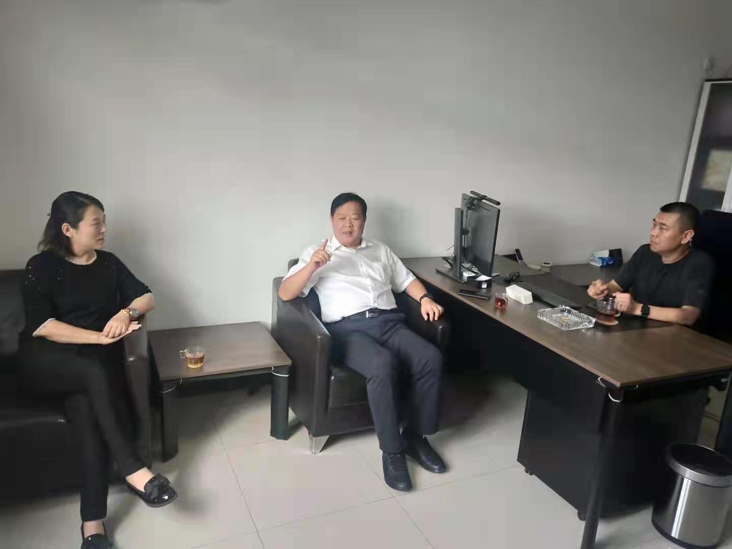 李建民到天宇高客督導(dǎo)檢查工作.jpg